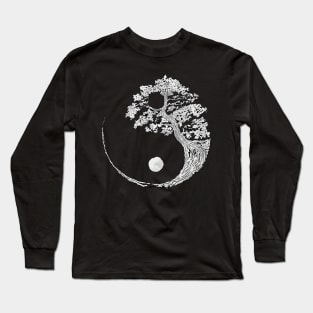 yin yang Long Sleeve T-Shirt